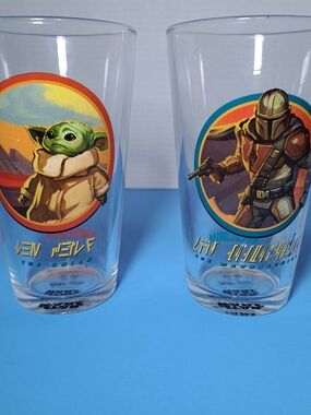 Funko Star Wars The Mandalorian & Baby Yoda 16 oz. 2 Pc. Drinking Glass Set
